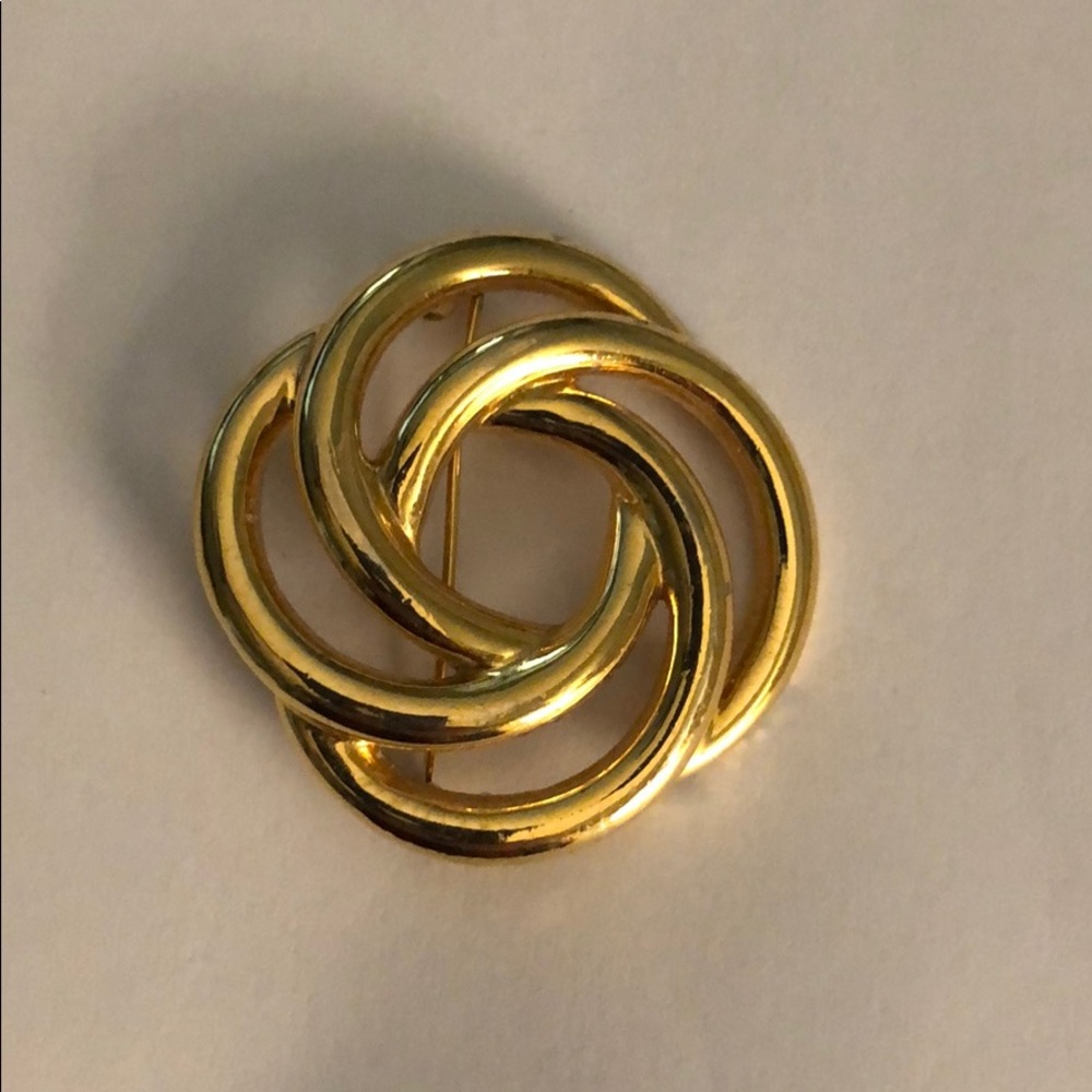 Gold plated brooch
